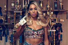 Beyoncé – Pretty Hurts –  Video