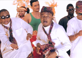 Whoa! Davido and His Driver Really Beat Up MC Galaxy?