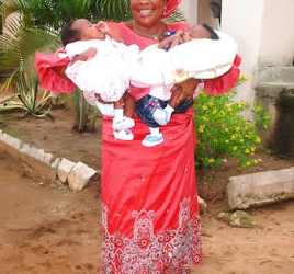 Couple Welcome Twins 25 Years After Marriage In Aba (Photos)