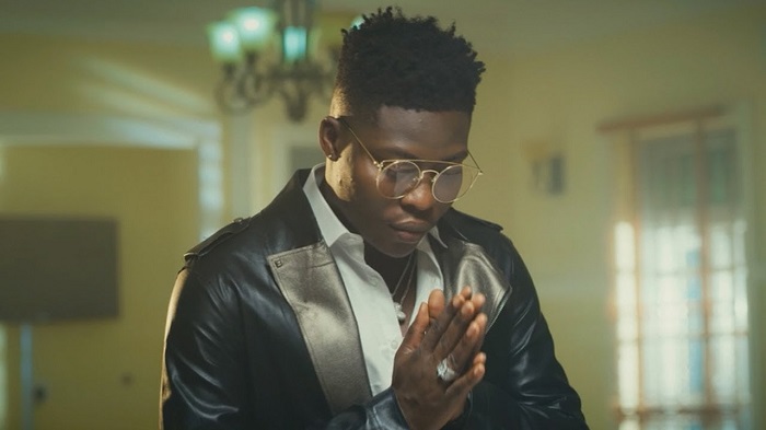 VIDEO: Reekado Banks – Blessings On Me