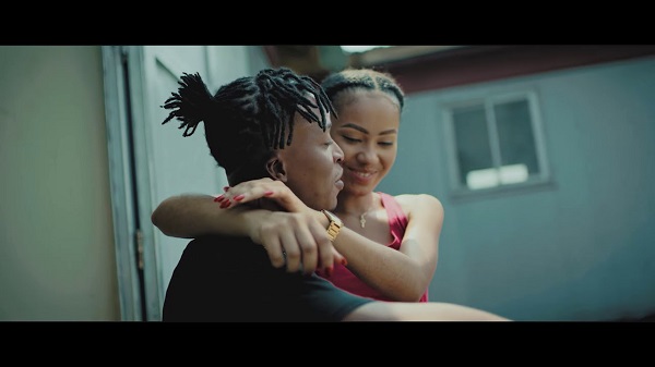 VIDEO: BoomBoxx ft. Teni – I Dey
