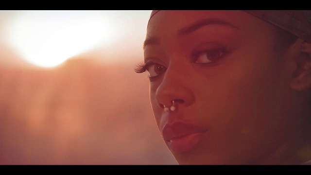 r2bees sunshine video