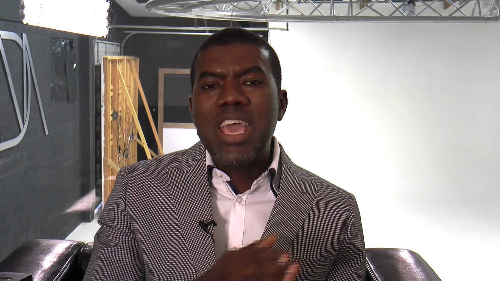 You Wont Be A Slay Queen Forever, Invest Now: Omokri Advice Celebrities