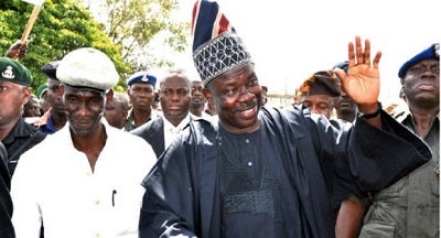 Amosun, 3000 Others Decamp To PDP In Ogun