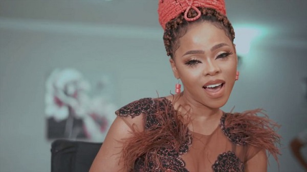 flavour and chidinma iyawo mi video