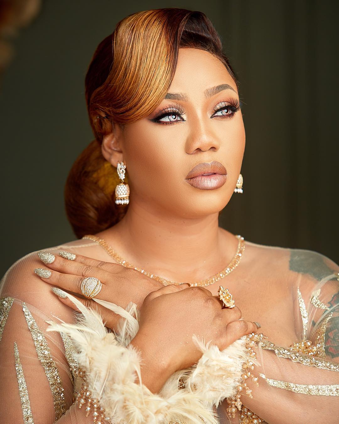 Toyin Lawani Says She Is Neither A Marlian Nor A Titan(Photo)