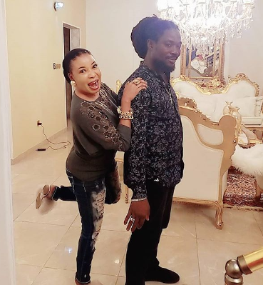 Daddy Showkey Visits Lizzy Anjorin ‘At Her Home’ (Photo)