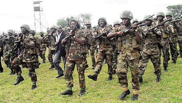 Power-Drunk Soldiers Cause Traffic On Expressway, Leave Civilians Stranded