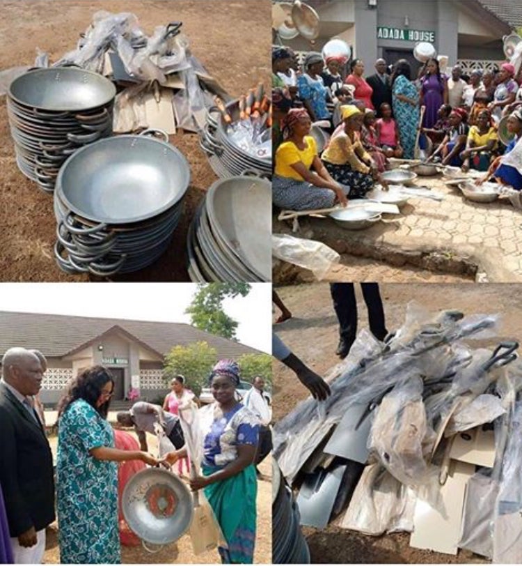 Nigerian Politician Empower Women With Head-Pans, Shovels (Photo)
