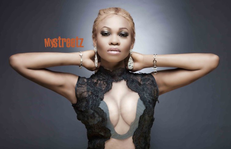 Denrele Visits Goldie Harvey’s Grave 7 Years After