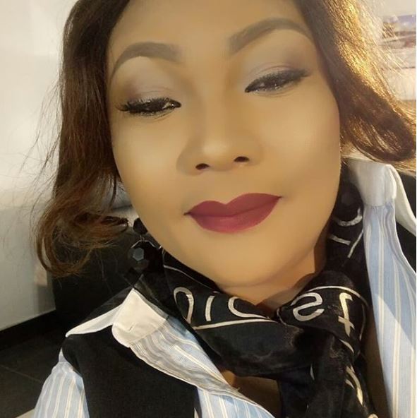 How Hotel Cleaner Used Toilet Brush To Wash Glass Cups – Eucharia Anunobi