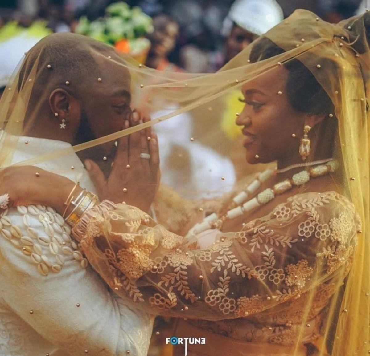 Kemi Olunloyo Makes New Claim As Davido Features Chioma In “1 Milli”