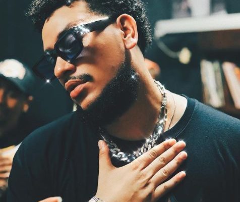 AKA – “Music bores me a bit”