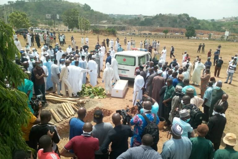 Social Distancing was not Practiced at Abba Kyari’s Burial & Nigerians on Twitter Aren’t so Pleased