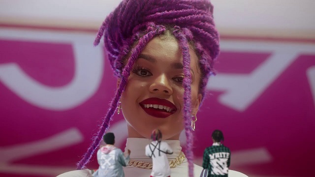 Lyta Hold Me Down video