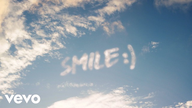 wizkid smile ft her video