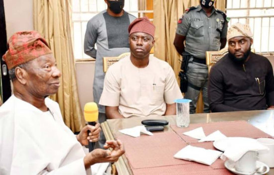 #EndSARS protest: Soun of Ogbomoso gets N100m for renovation of palace, families of slain victims to get N1m from Seyi Makinde