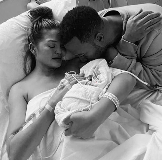 “I didn’t know how to come back to real life” – Chrissy Teigen opens up on her pains