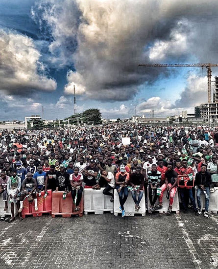 Lekki shootings: #EndSARS protesters rush injured to Lagos hospitals