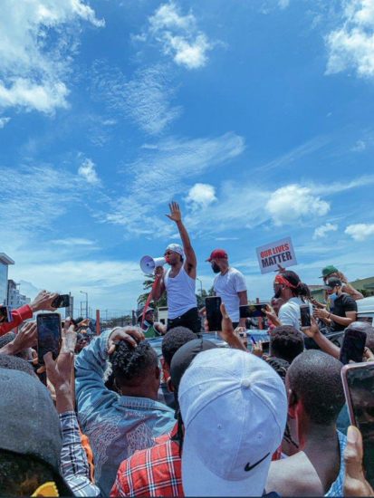 Tacha, Toke Makinwa, Paul Okoye and more celebrities join #EndSARSProtest in Lagos