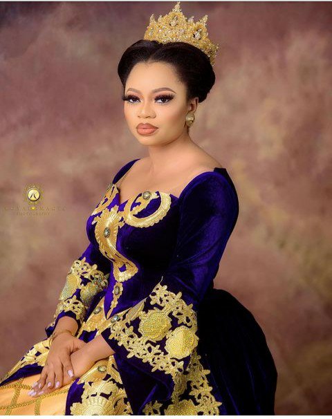 Alafin Of Oyo ‘s Wife,Queen Aanu Says Her Life Is Being Threatened By The Monarch Because She Walked Out Of The Marriage