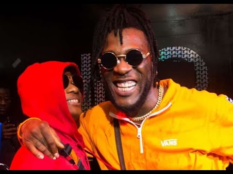 Burna Boy clears the air after he was dragged for shading Wizkid