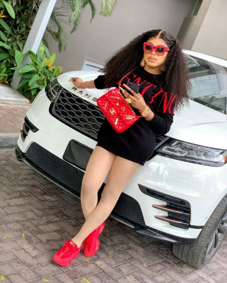 “I want my life back” crossdresser Bob Risky cries out after he was involved in a heavy liposuction