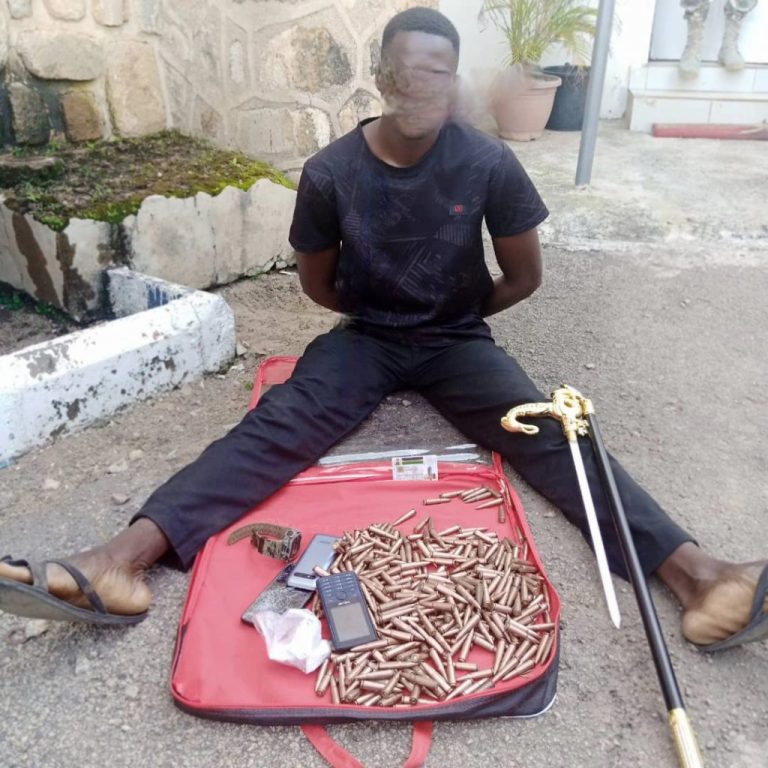 One Dies As Soldiers Arrest Policeman With 370 Bullets In Jos