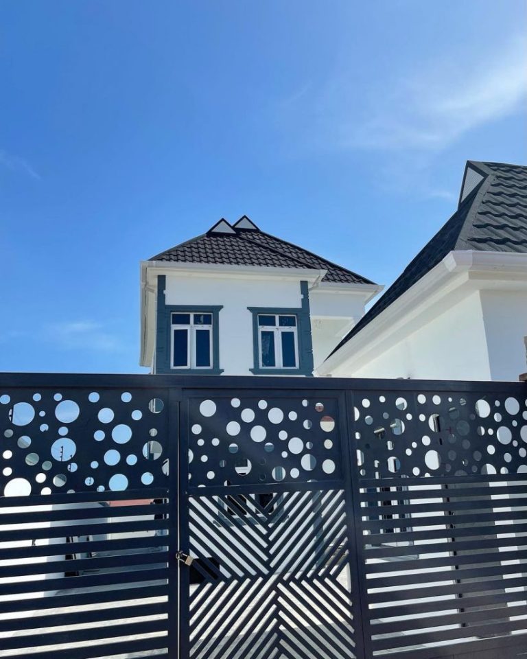 Singer, Qdot Acquires A New House (Photos)