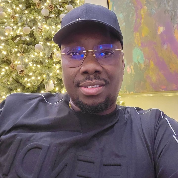 Obi Cubana Shows Off His Elder Brothers (Video, Pictures)