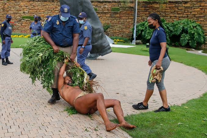 King Khoisan Arrested For Growing Cannibas In South Africa (Photos)