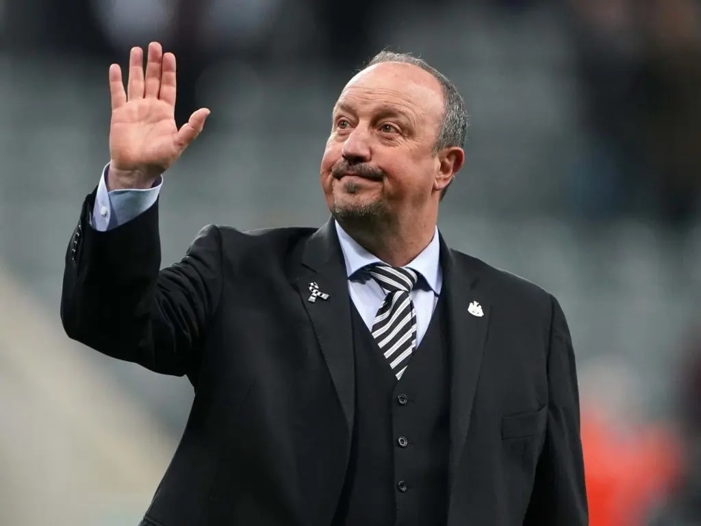 Everton Sack Rafael Benitez Manager After Six Months In Charge