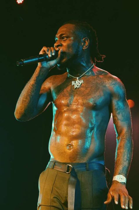 WATCH: Burna Boy’s Incredible Entrance At His Sold Out Rotterdam Concert